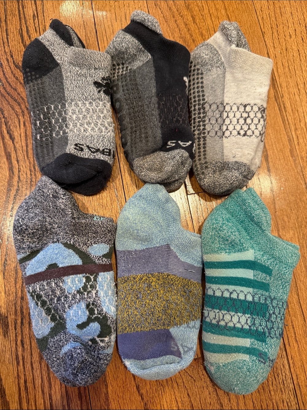 Bombas youth socks lot